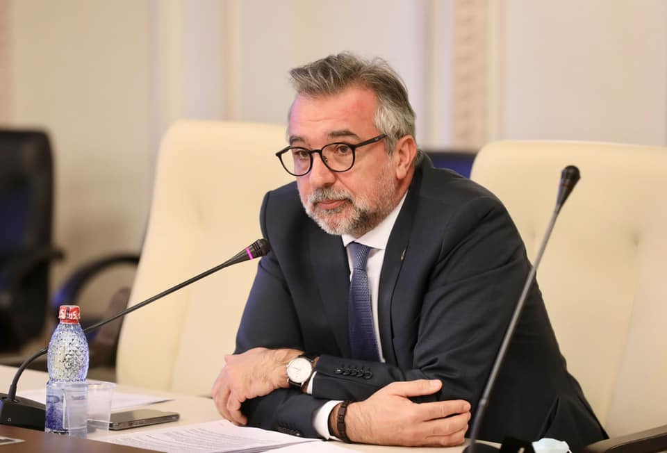 Senatorul Lucian Romașcanu, despre martirii luptei împotriva comunismului: ,,Ei s-au mântuit prin martiriul lor, noi trebuie să nu uităm”