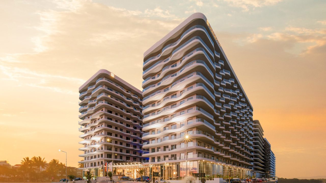 Românii, interesați de proprietăți de vacanță la mare și la munte. Cu cât a fost cumpărat un penthouse la Mamaia