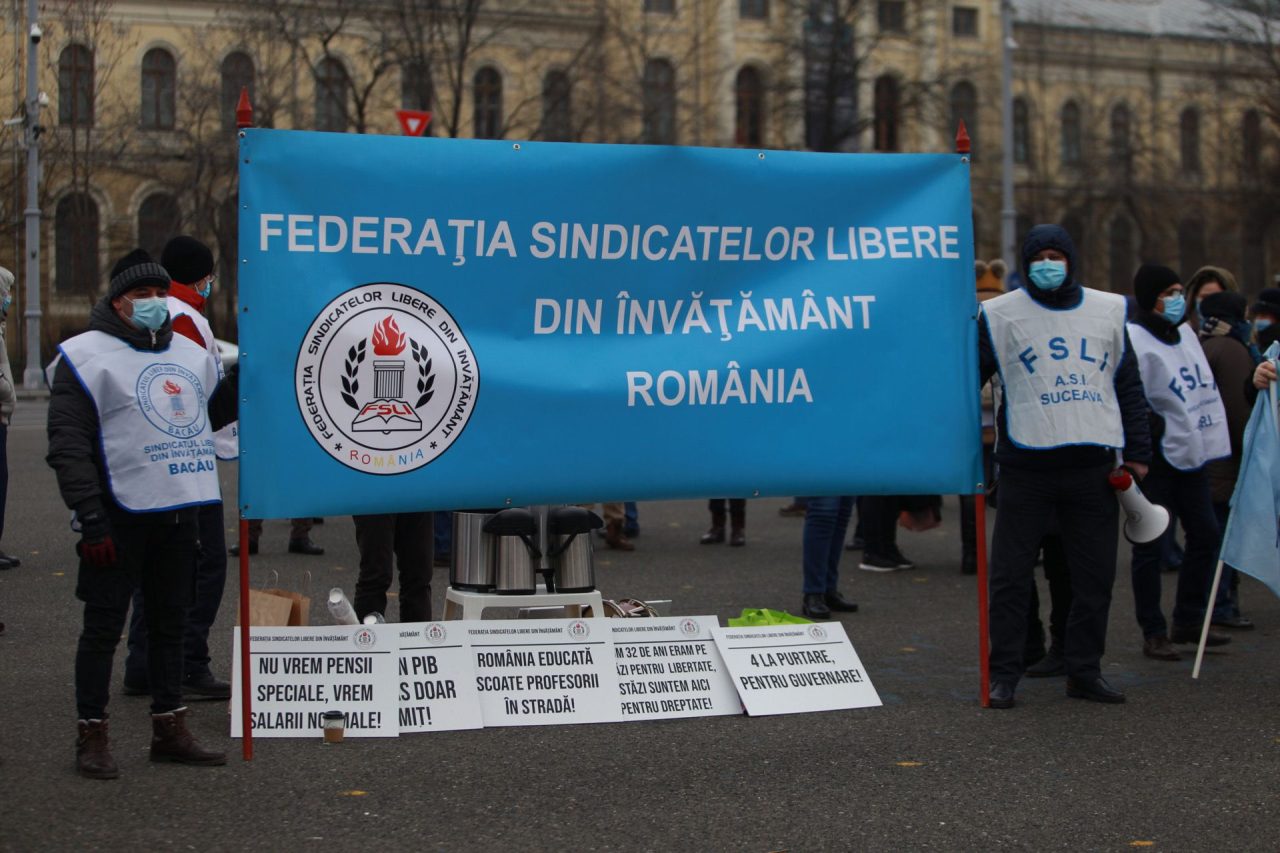 O nouă rundă de NEGOCIERI va avea loc, duminică, între sindicatele din Educație și reprezentanții Guvernului. Ce miniștri vor partipica la întâlnire