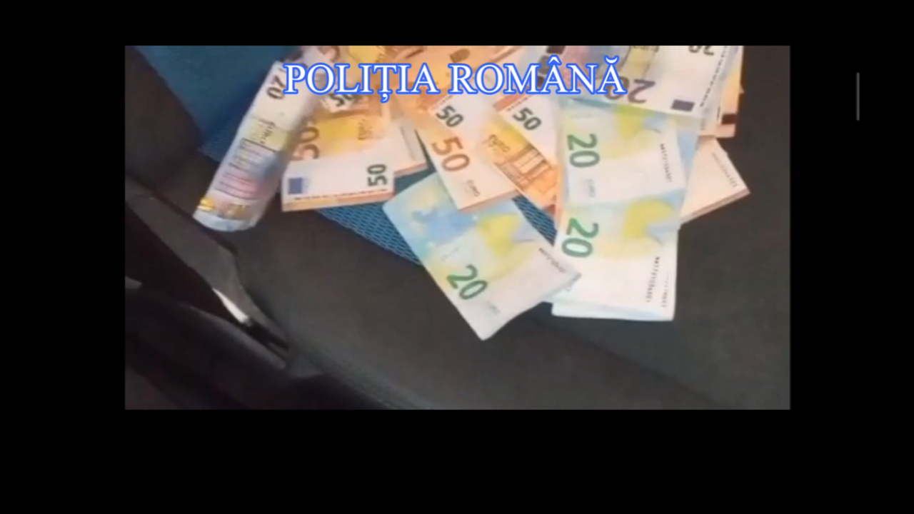 Un tânăr a fost prins în timp ce încerca să pună în circulaţie 1.730 de euro falşi