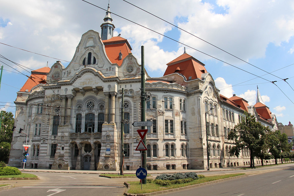 Amenințare cu bombă la un liceu teologic din centrul Timișoarei
