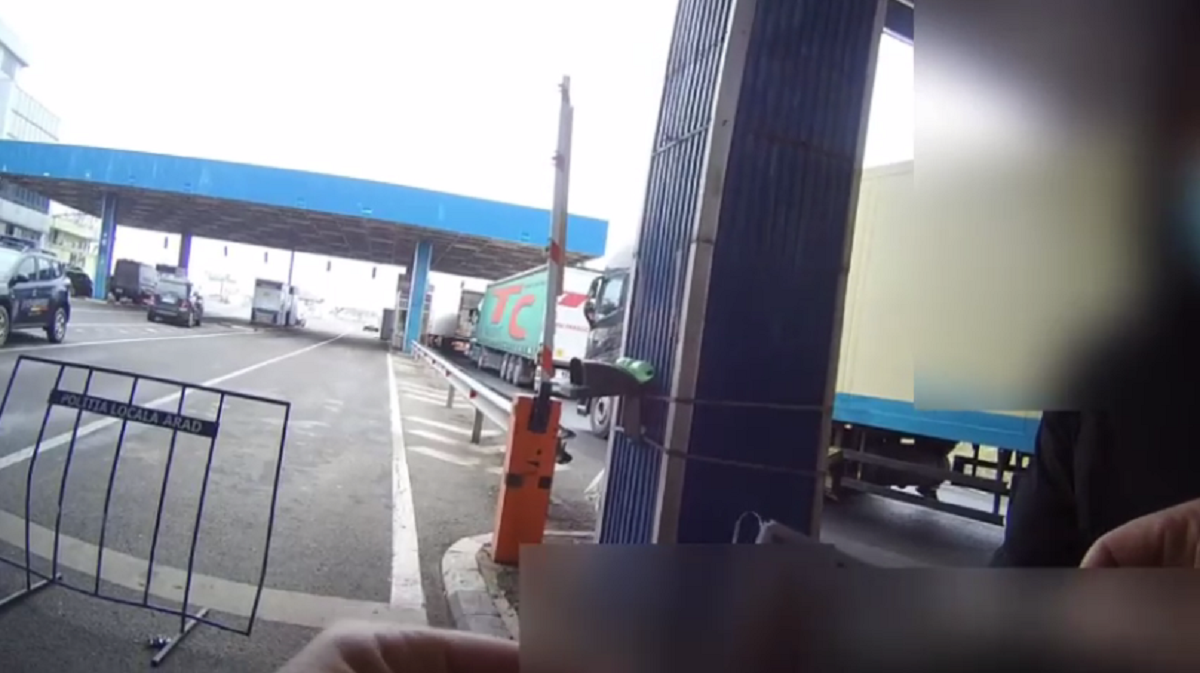 VIDEO | Un vasluian bolnav de Covid, care trebuia să fie în izolare la domiciliu, a plecat în Cehia. Ce a pățit bărbatul, la întoarcerea în țară