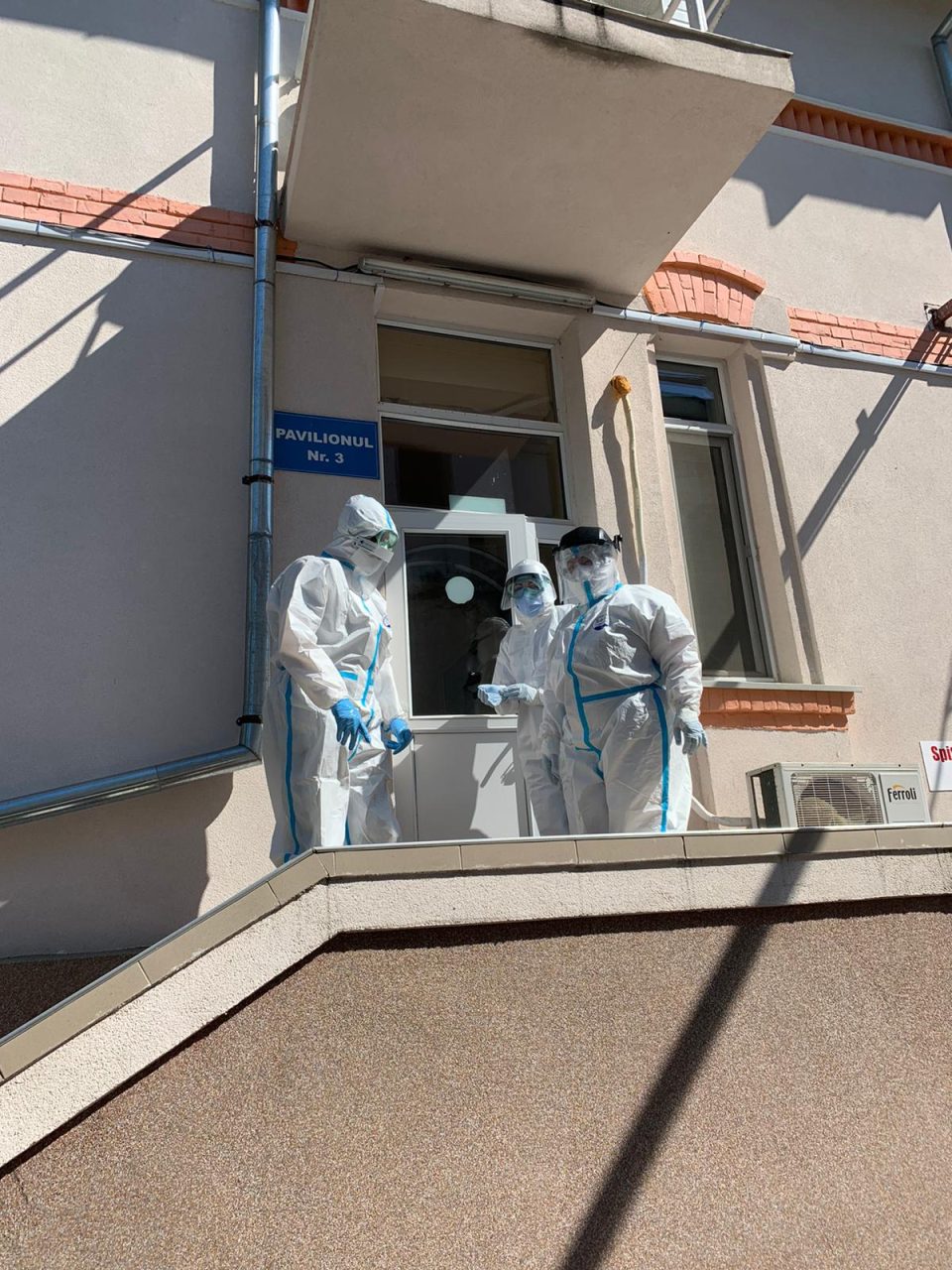 VIDEO | Șapte focare de COVID la Iași. Printre cei infectați, 19 cadre medicale de la Spitalul de Boli Infecțioase