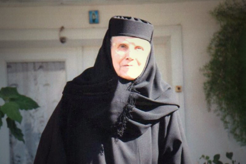 Una dintre cele mai îndrăgite călugărițe a murit la 98 de ani. A fost preferata actriței Draga Olteanu-Matei