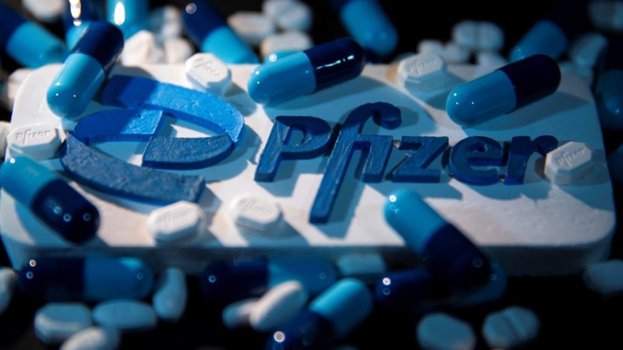 EMA a aprobat pastila anti-Covid de la Pfizer pentru pacienții cu risc ridicat