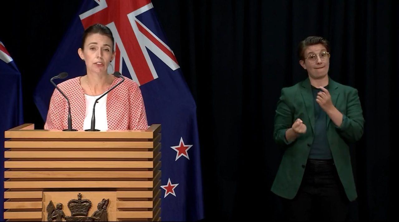 Premierul Noii Zeelande, Jacinda Ardern, şi-a anulat nunta după intrarea în vigoare a noi restricții pentru gestionarea pandemiei. „Asta-i viaţa”