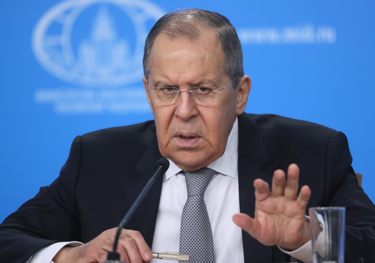 Avionul care îl transporta pe Serghei Lavrov către Beijing, întors la mijlocul drumului spre Moscova