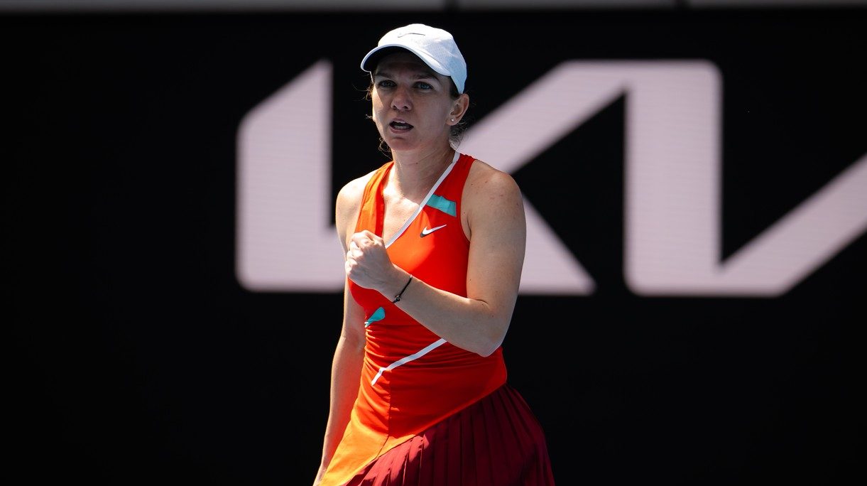 Simona Halep, Sorana Cîrstea și Irina Begu, calificate în turul al doilea al Australian Open | VIDEO