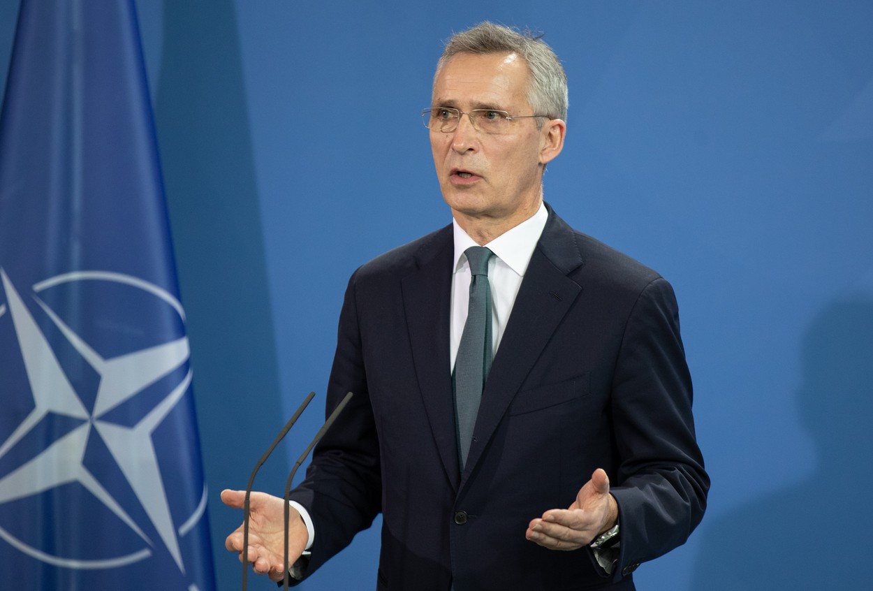NATO trimite mai multe nave și avioane de luptă în Europa de Est. Jens Stoltenberg: ”Vom răspunde întotdeauna la orice deteriorare a mediului nostru de securitate”
