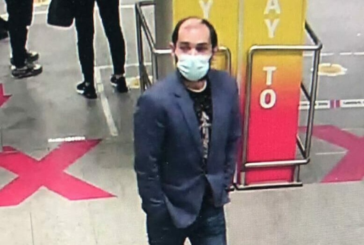 Bărbatul care fugit de sub escortă pe Aeroportul din Cluj a fost prins. Unde se afla suspectul și ce le-a spus polițiștilor care l-au identificat
