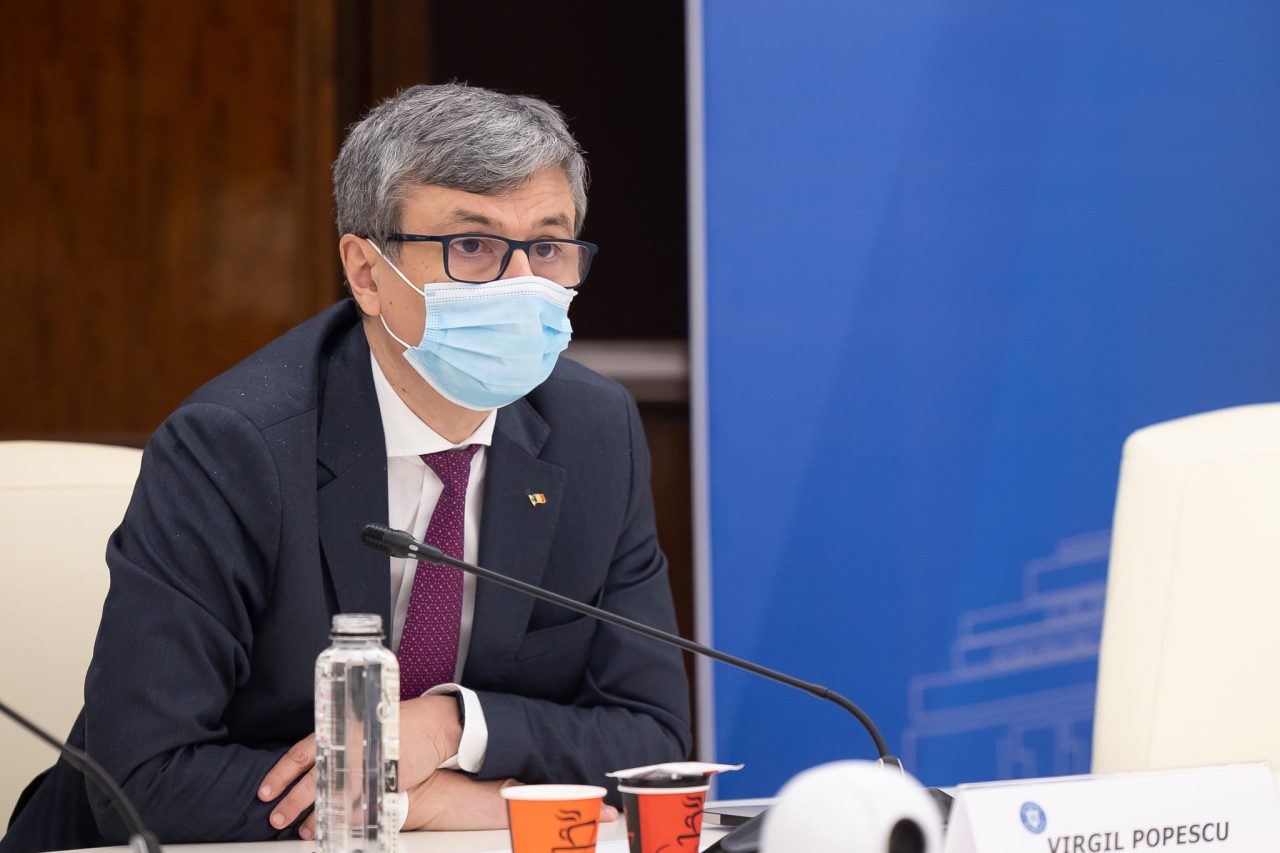 Care sunt oportunitățile de accesare a fondurilor pentru investițiile din sectorul energetic? Ministrul Virgil Popescu: „Resurse financiare există”