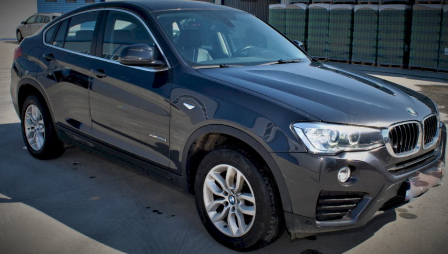 Cum a fost PĂCĂLIT un bărbat din Alba să cumpere cu 15.000 de euro un BMW furat: „După 5 minute a venit poliția”
