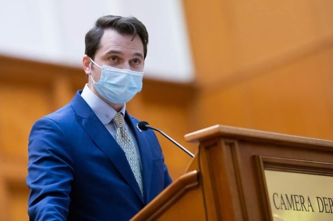 Proiect de lege: Liderii sindicatelor și patronatelor să nu poată fi membri de partid în timpul mandatului. Sebastian Burduja (PNL): „E timpul să facem ceea ce trebuie” – VIDEO