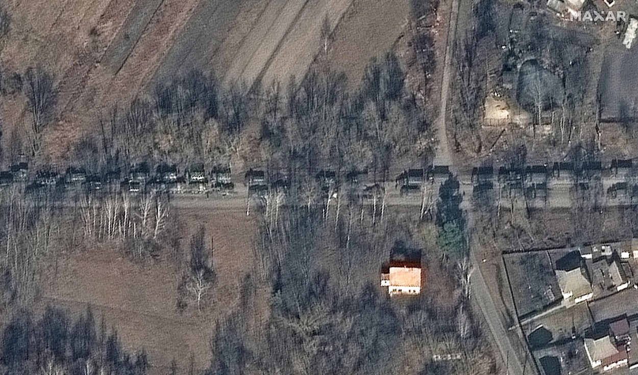 Convoiul rusesc care se apropie de Kiev este întins pe aproximativ 27 de kilometri
