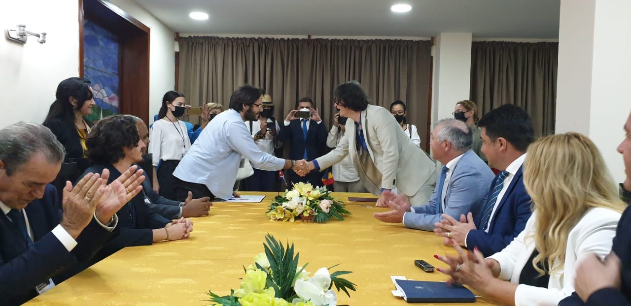 Joi au fost semnate 12 acorduri de colaborare între 7 universități din România și 6 universități din Cuba