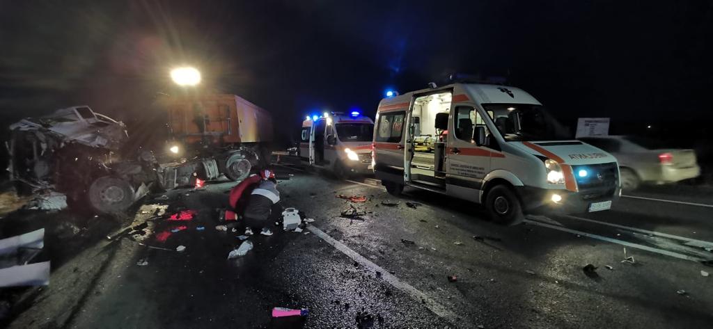 Apelul unui deputat către premier, după accidentul în care au murit șapte oameni: ”Puneți capăt «Drumului morții», presărat de cruci și tragedia celor care și-au pierdut acolo mama, tatăl, soțul, soția, copilul”