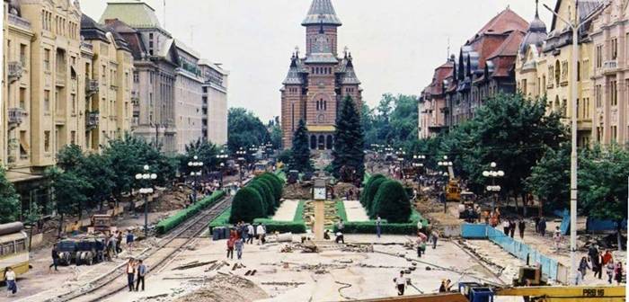 Piața unde timișorenii s-au adunat la Revoluția din 1989 va fi refăcută