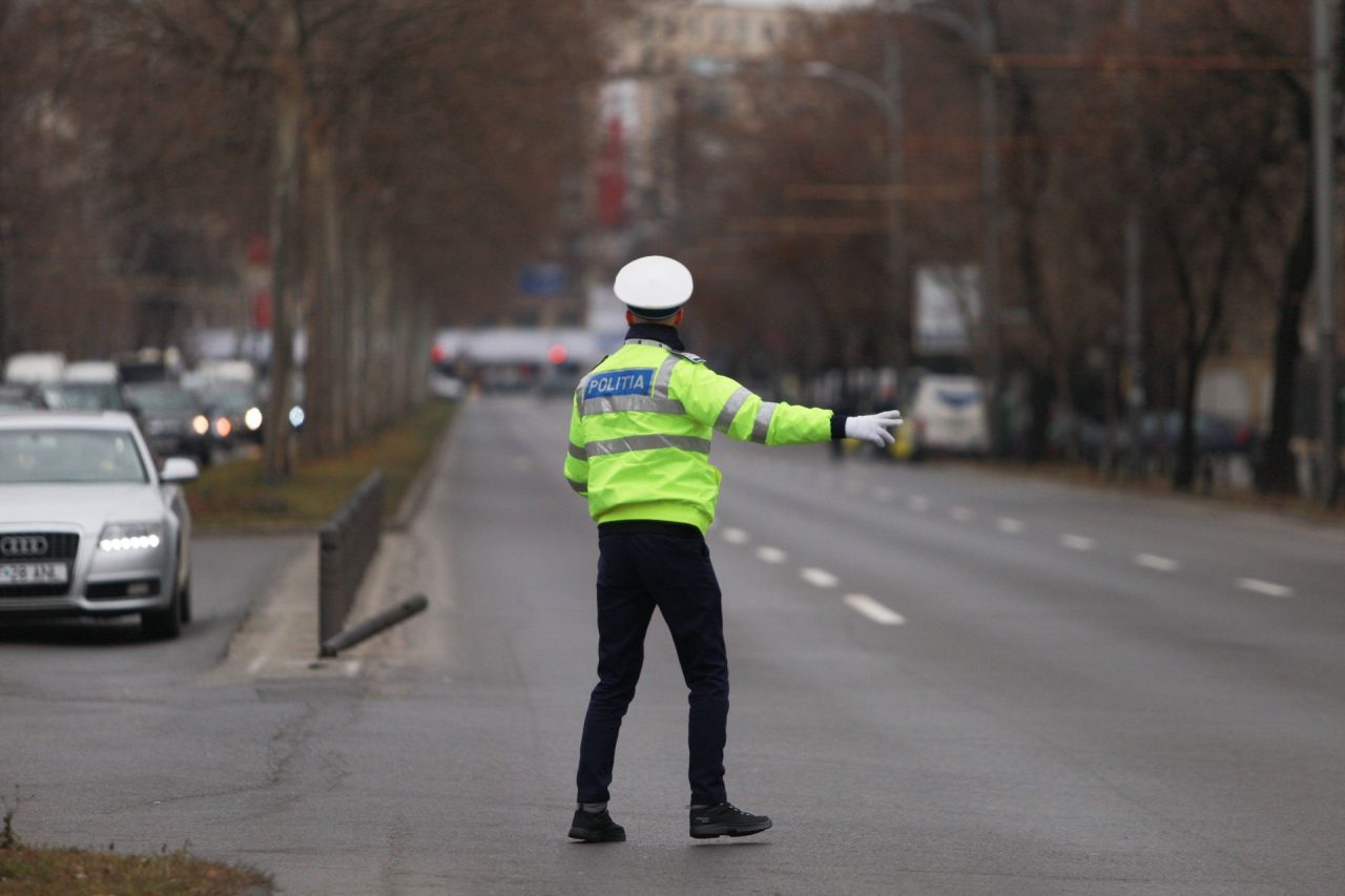 Polițiștii sunt nemulțumiți de salariile pe care le primesc și spun că de cât vor fi plătiți, de atât vor munci