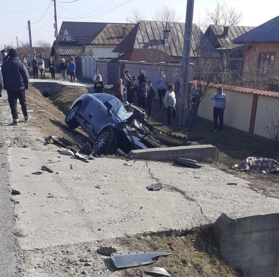Gorj: Accident grav între un TIR și un autoturism. O femeie a murit