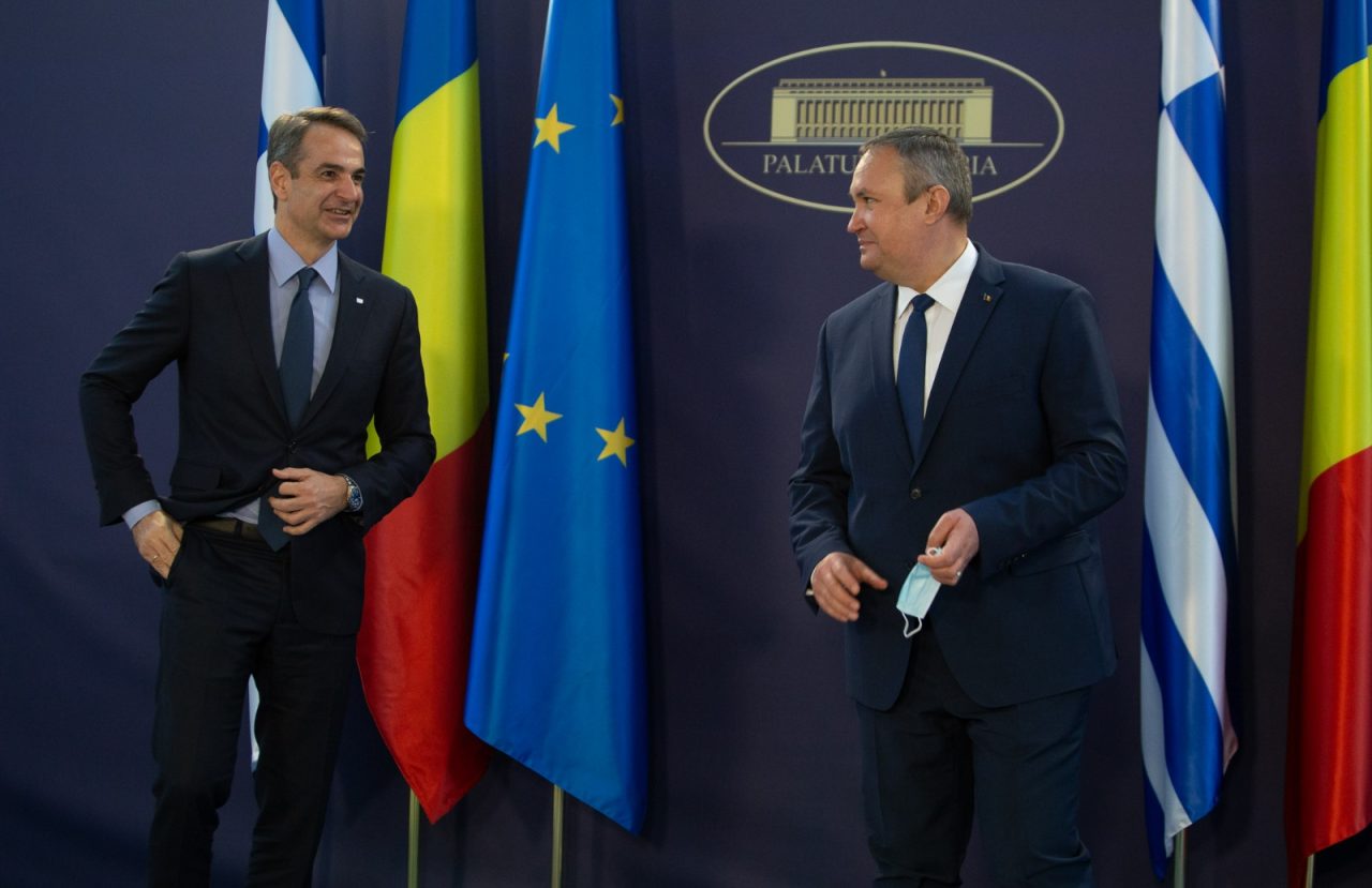 Premierul Greciei, Kyriakos Mitsotakis, se află în vizită la București. El a fost primit de Nicolae Ciucă la Palatul Victoria | FOTO, VIDEO