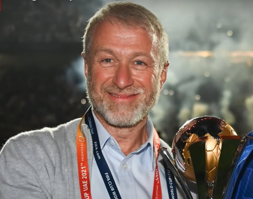 Miliardarul rus Roman Abramovici a anunțat că renunță la conducerea clubului de fotbal Chelsea