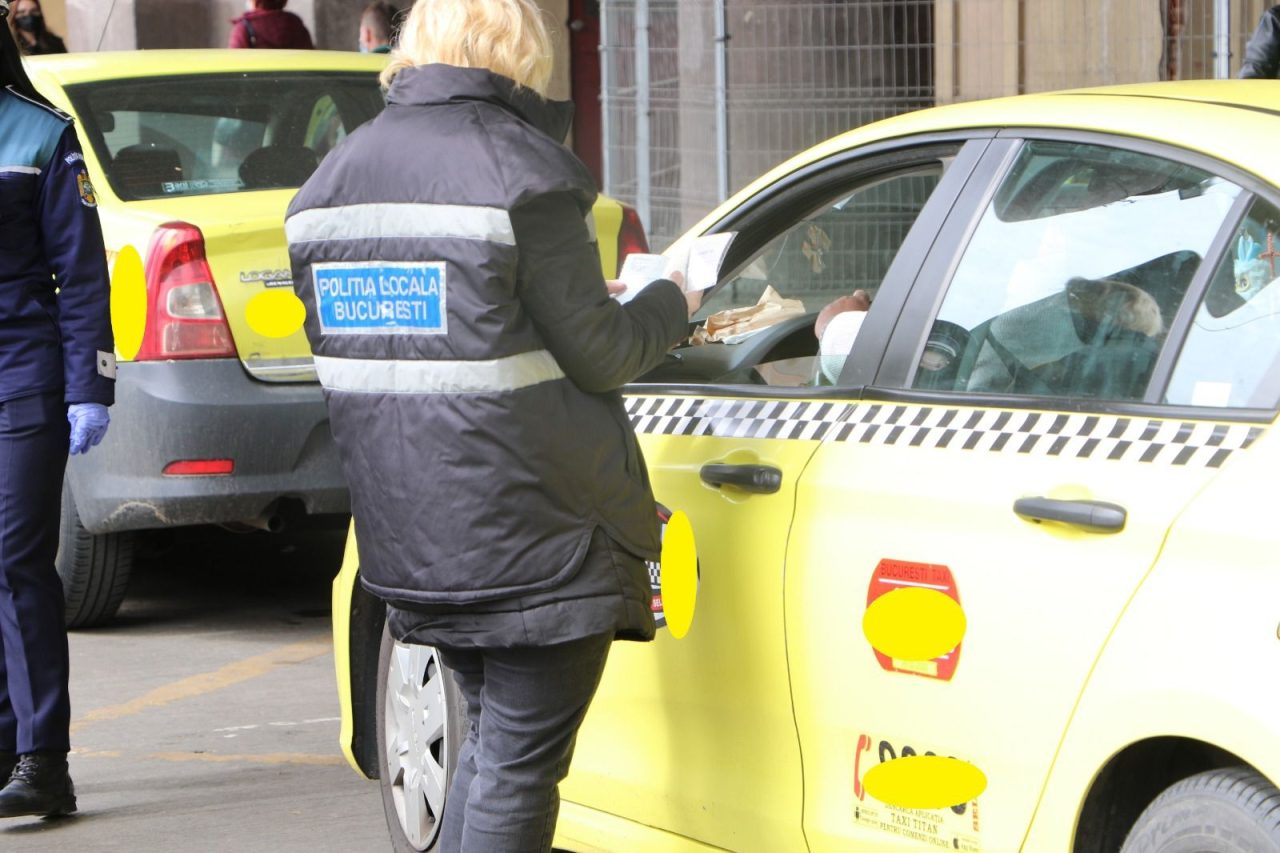 Amenzi uriașe pentru taximetriștii din Gara de Nord. Ce nereguli au descoperit polițiștii