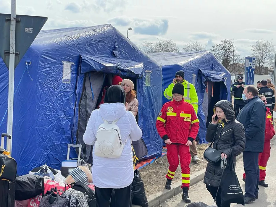 Refugees Welcome To Romania și LOGS: „Este lăudabilă dorința românilor de a ajuta refugiații ucraineni” / „Suntem în contact cu ISU și DSU și alte zeci de organizații”