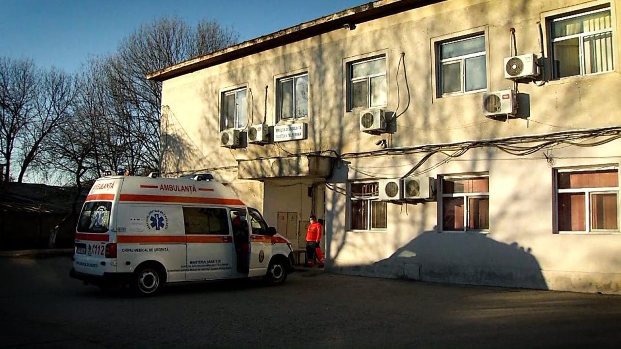 De ce ar fi murit Vlăduț, copilul de șapte ani care a leșinat subit, imediat ce s-a întors de la școală. „A spus că îl doare în gât”