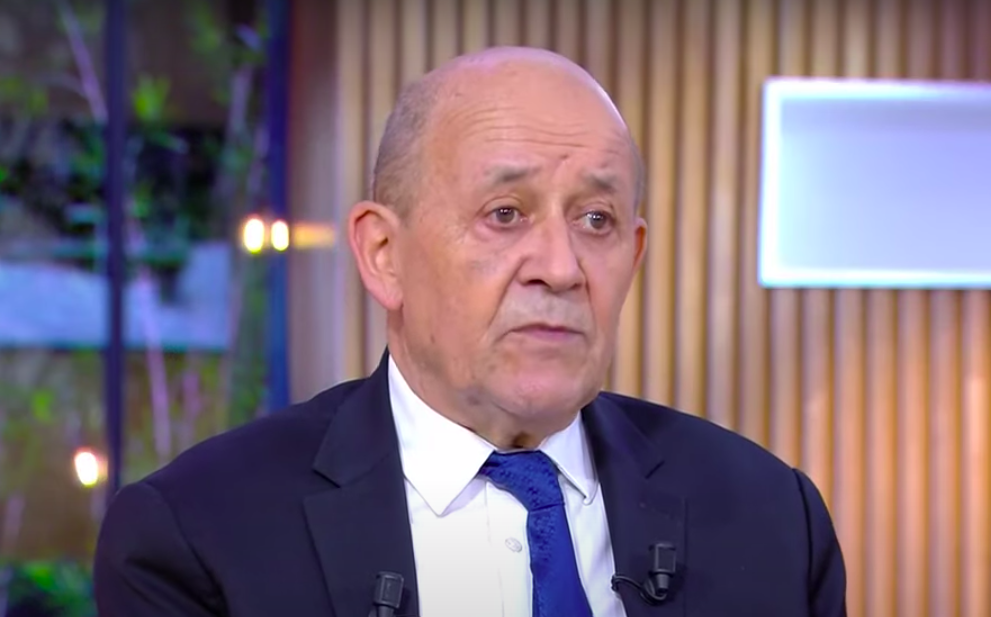 Ministrul de externe al Franței, le Drian: Toate elementele, reunite pentru o ofensivă militară puternică a Rusiei. Ambasadorul rus la UE: Rusia nu va invada Ucraina decât dacă este provocată