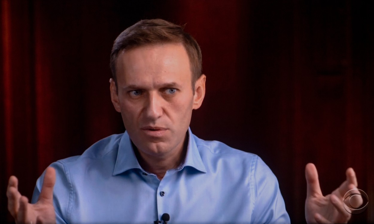 Zece canale mass-media din Rusia, somate să șteargă investigațiile realizate de echipa lui Navalnîi: ”Distribuire de conținut care aparține unei organizații extremiste”