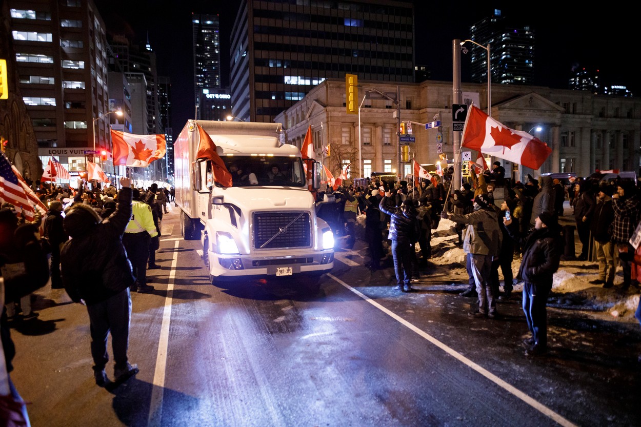 VIDEO | Protest fără precedent al antivacciniștilor în Canada. Primarul din Ottawa a declarat stare de urgență