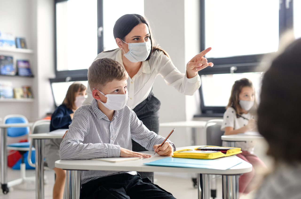 Subiecte bizare la examenul pentru ocuparea funcției de director de școală. „Care este asemănarea dintre o cariocă și o acuarelă”