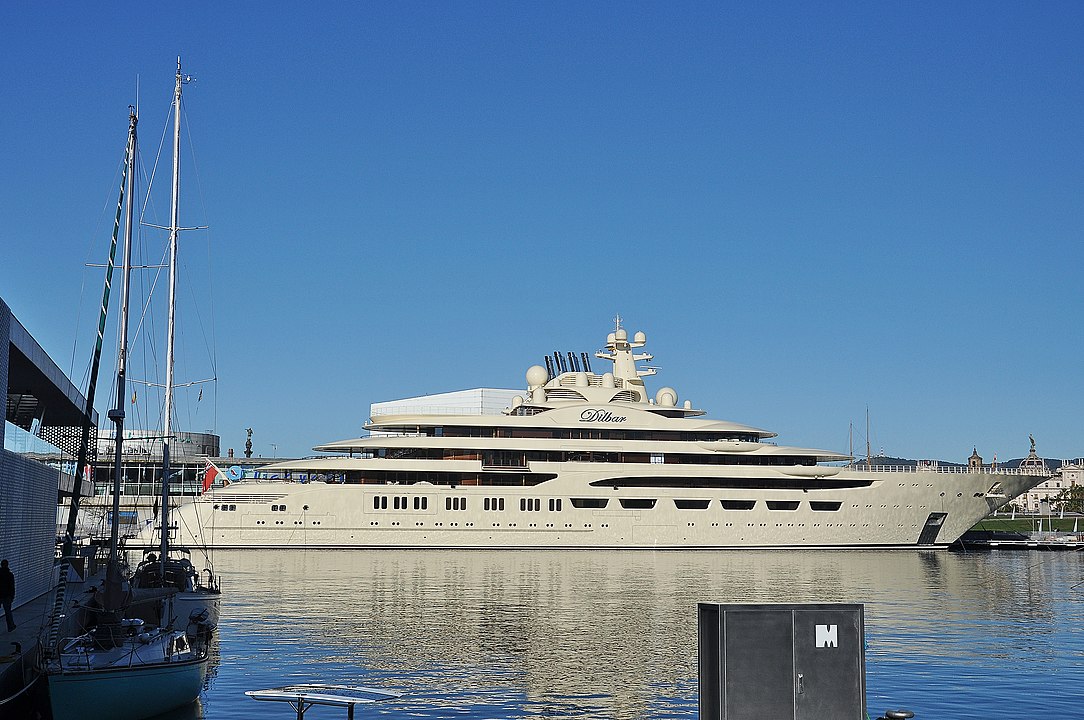 Autoritățile germane spun că nu ar fi confiscat mega-iahtul miliardarului rus Alisher Usmanov. Dilbar are 15.917 de tone, fiind cel mai mare iaht cu motor din lume după tonaj brut