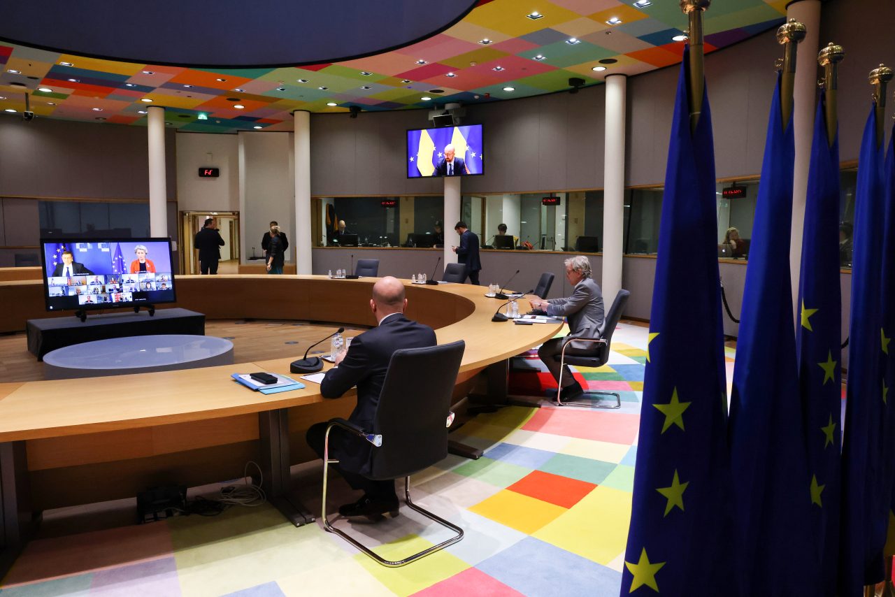 Consiliul European se reunește joi și vineri să discute despre războiul din Ucraina și costurile energiei. La reuniune participă și președintele american Joe Biden