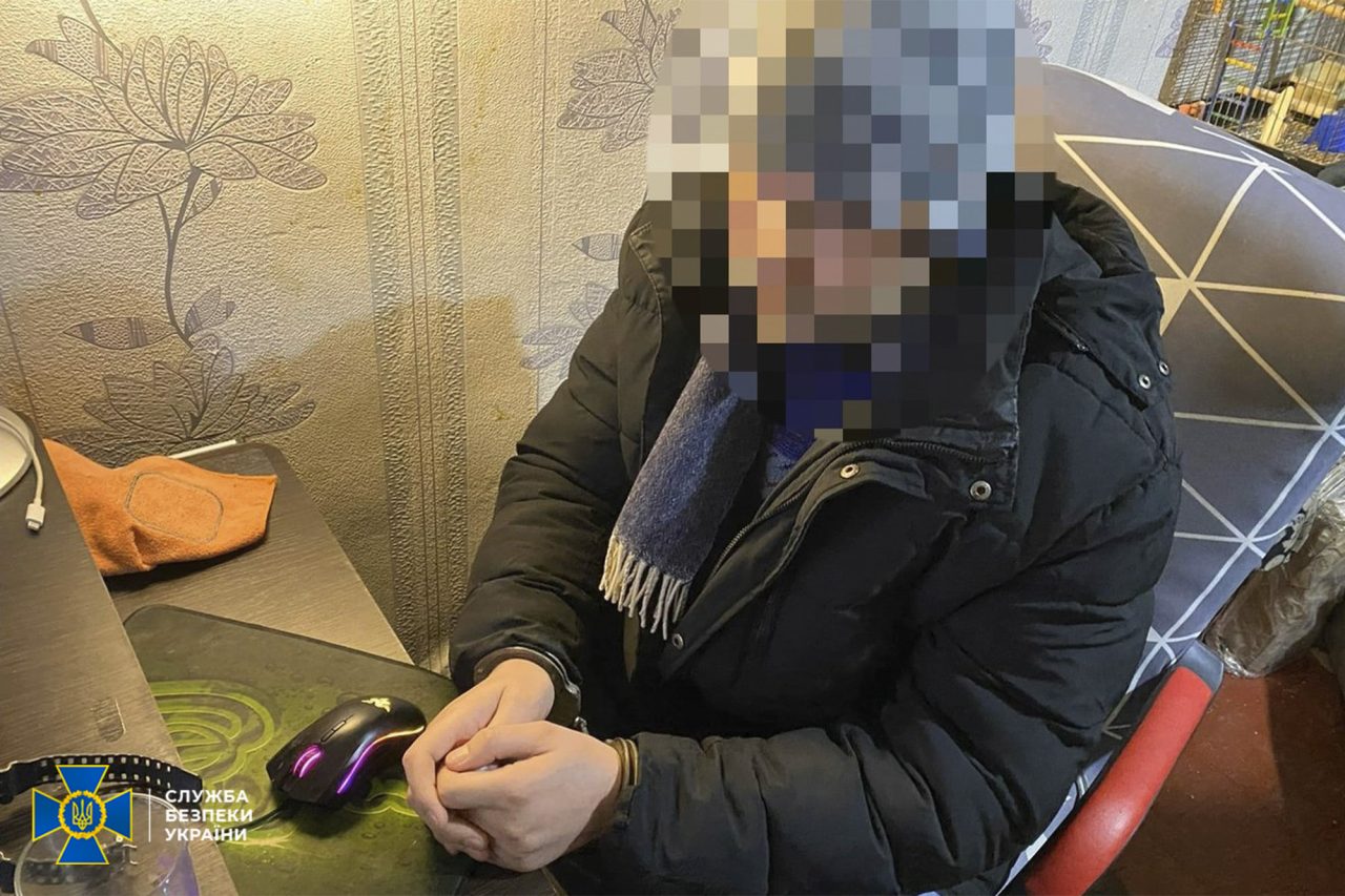 Cine este hacker-ul care oferea servicii de comunicații pentru „teroriștii lui Vladimir Putin”. Serviciile Secrete anunță că l-au arestat