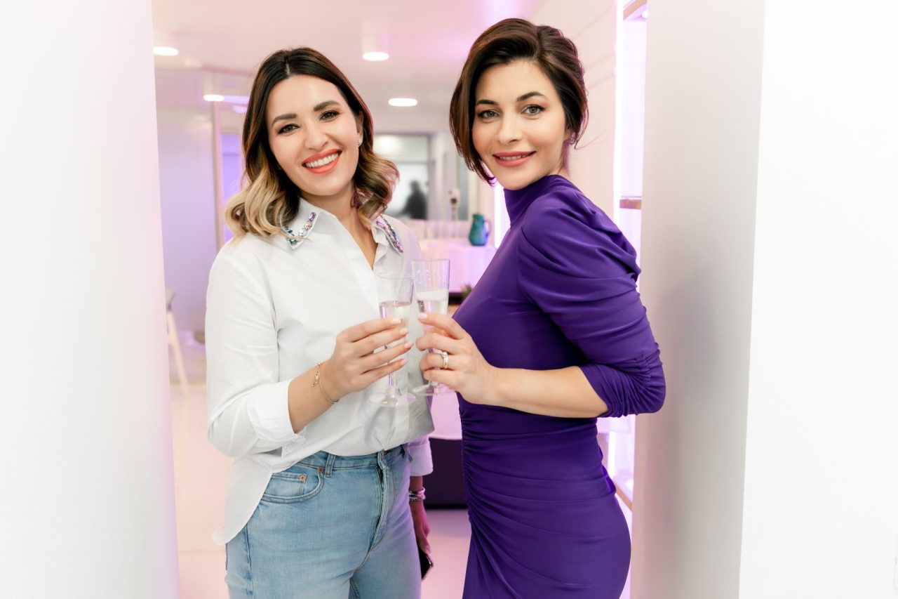 Ela Crăciun vrea să fie mereu tânără, doar cu ajutorul surorii sale