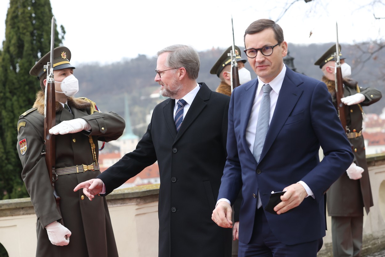 Premierii Cehiei, Poloniei și Sloveniei merg la Kiev, în ciuda atacurilor lansate de trupele ruse, pentru a se întâlni cu Volodimir Zelenski