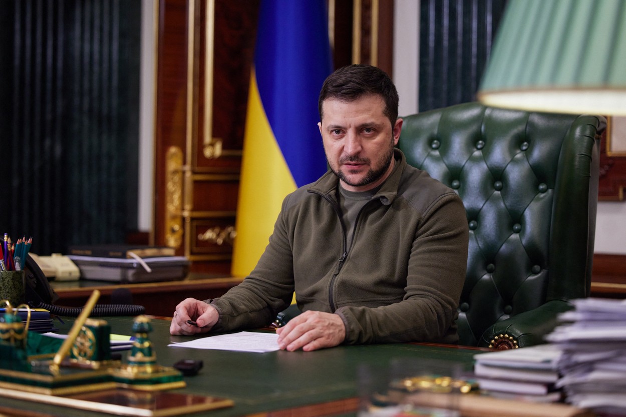 Decret semnat de Volodimir Zelenski: Ucraina va păstra zilnic un minut de reculegere pentru victimele războiului
