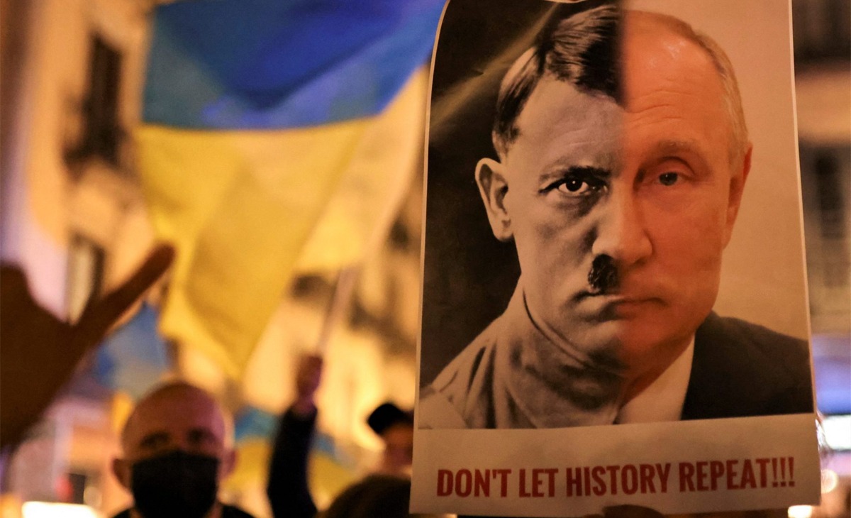 Coincidențele care dau fiori. Este Vladimir Putin „reîncarnarea” lui Adolf Hitler?