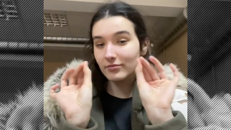 O tânără din Ucraina a devenit celebră după ce a arătat pe TikTok cum se descurcă ea și familia ei de la începerea războiului | VIDEO