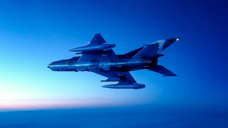 Care ar fi cauzele prăbușirii elicopterului care a plecat în căutarea avionului MIG dispărut