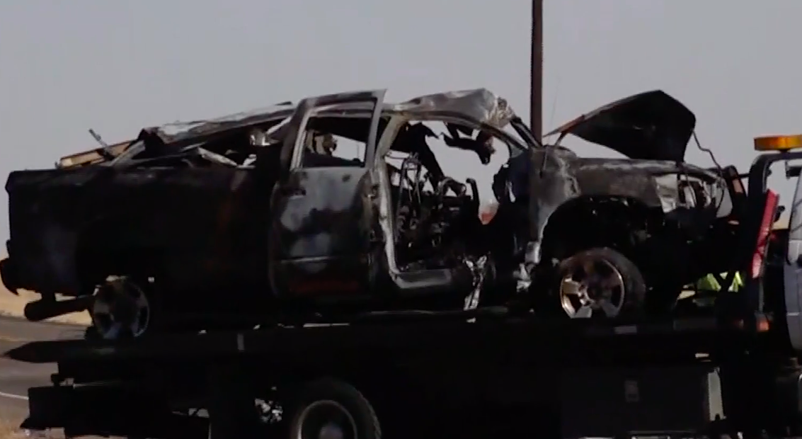 VIDEO | Accident grav în Texas. 9 oameni și-au pierdut viața în urma coliziunii dintre un camion condus de un minor de 13 ani și o dubă