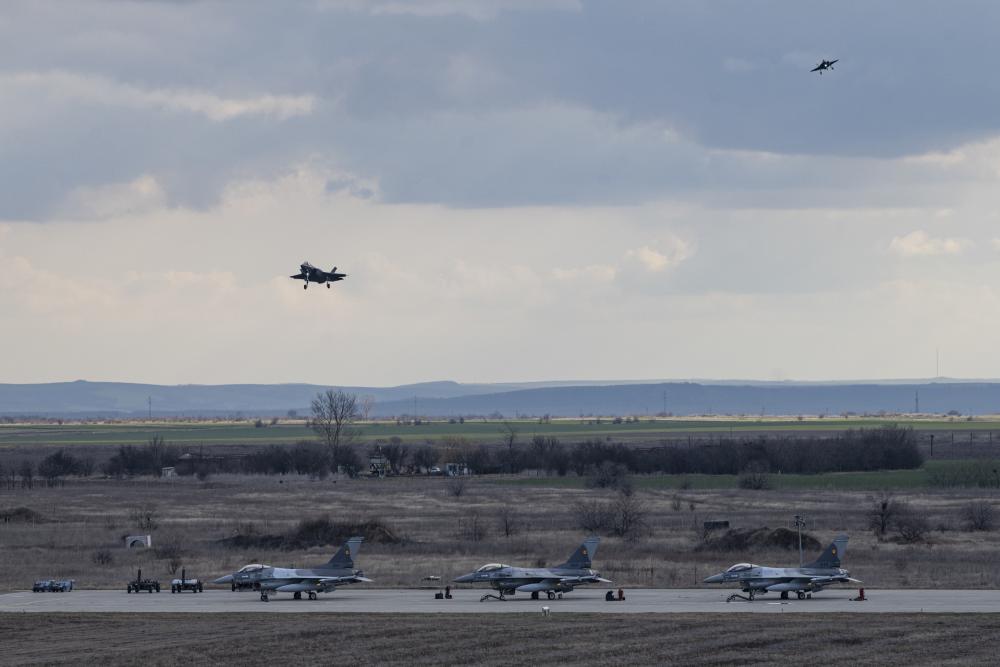 Ministrul Apărării al Germaniei, în vizită la Baza Aeriană 57 de la Mihail Kogălniceanu. 75 de militari germani, piloți și personal tehnic, detașați în România
