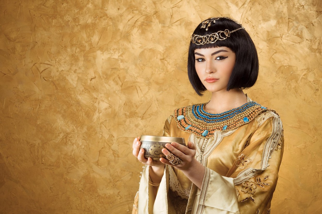 Dieta reginei Cleopatra | Ce mânca la micul dejun, la prânz și la cină