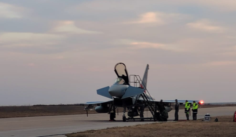 Italia dublează numărul de avioane supersonice Eurofighter care operează deja în România