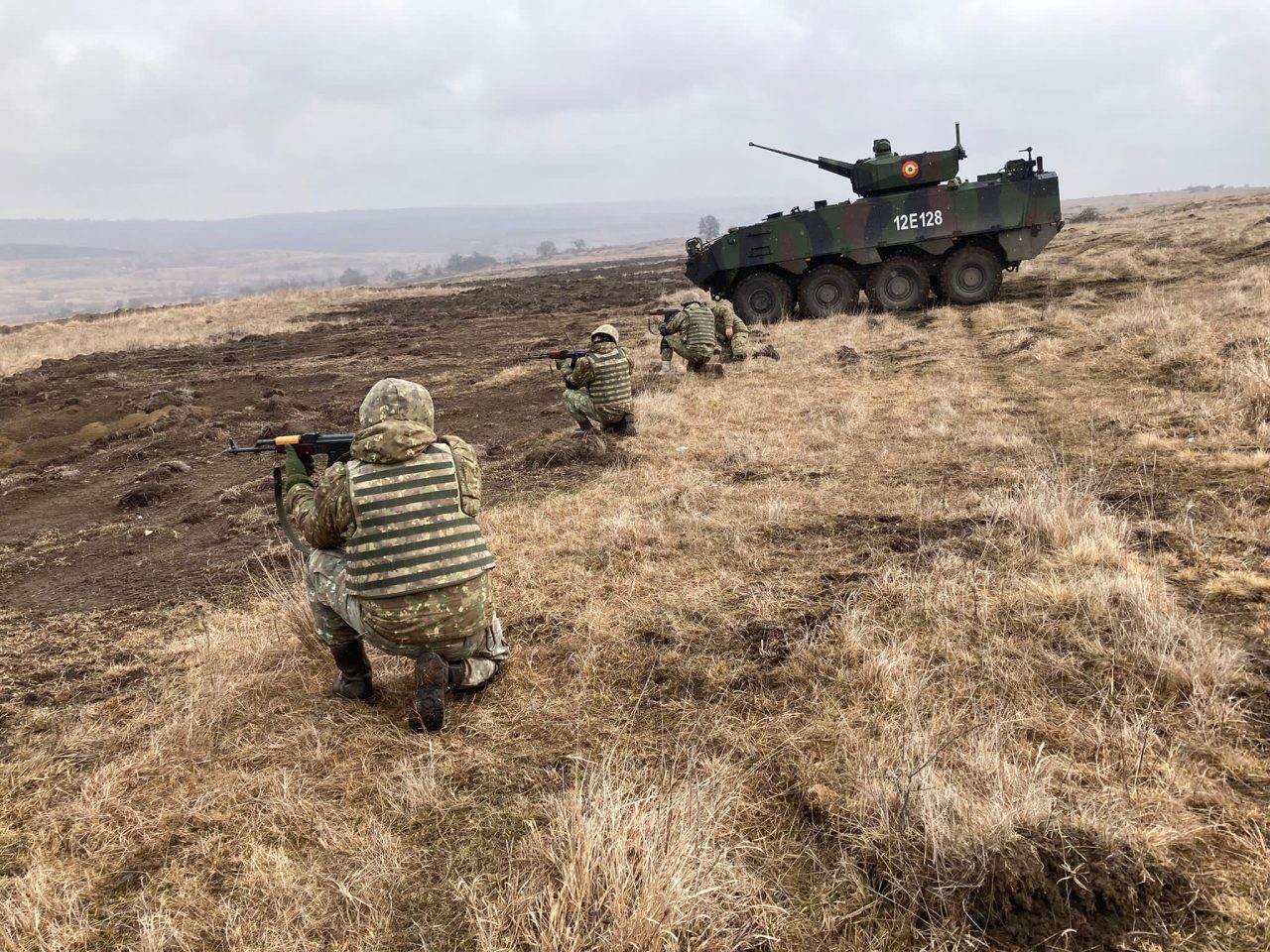 Primarul din Sfântu Gheorghe i-a solicitat ministrului Apărării ca armata să nu mai desfășoare exerciții militare în apropierea orașului fiindcă îi sperie pe locuitori