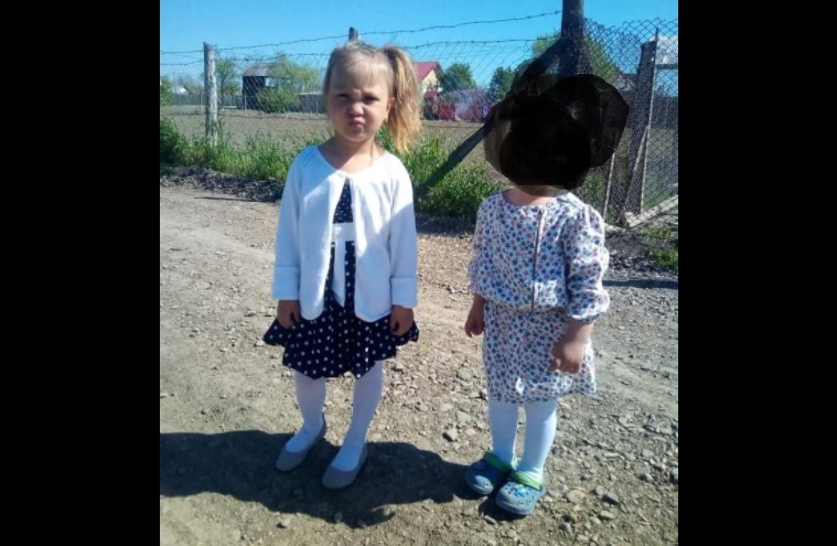 A murit fetița de 4 ani, din Iași, care a ajuns la spital cu sora ei după ce o sticlă de benzină de lângă sobă s-a aprins de la o scânteie