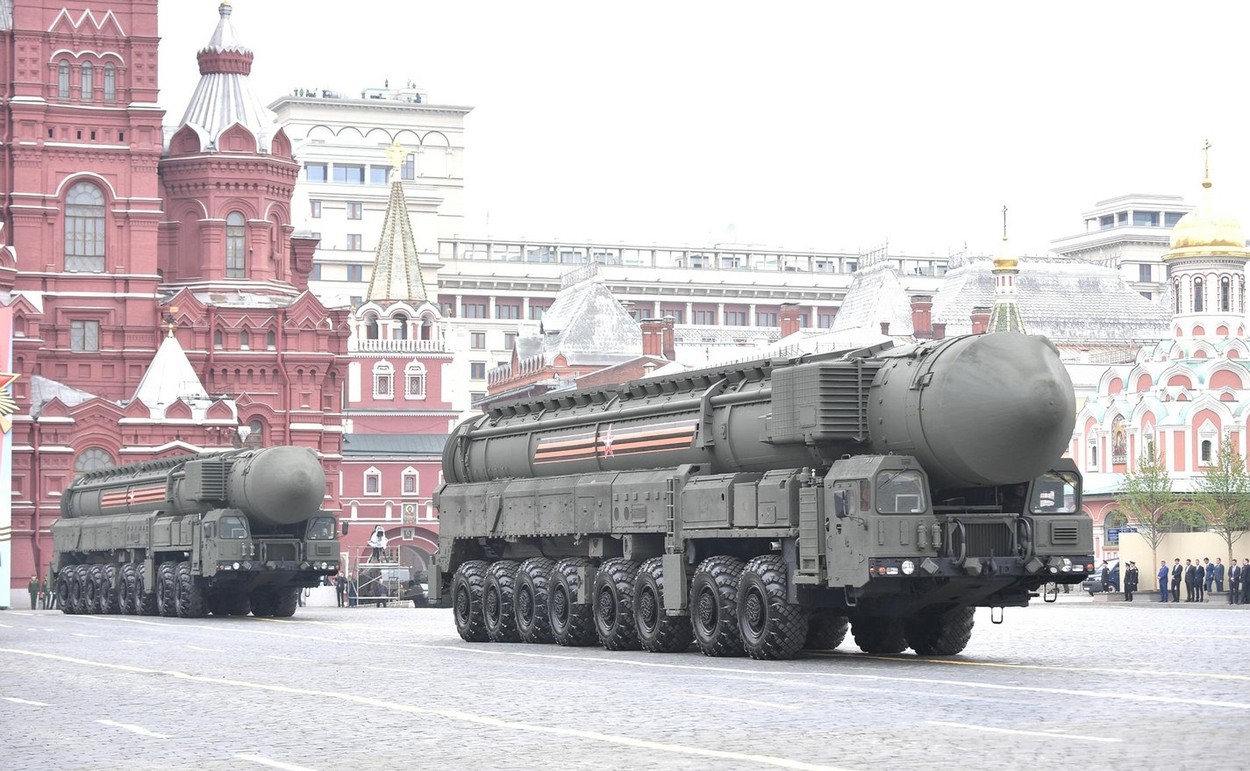 Purtătorul de cuvânt al lui Putin refuză să excludă utilizarea armelor nucleare dacă Rusia se confruntă cu o „amenințare existențială”