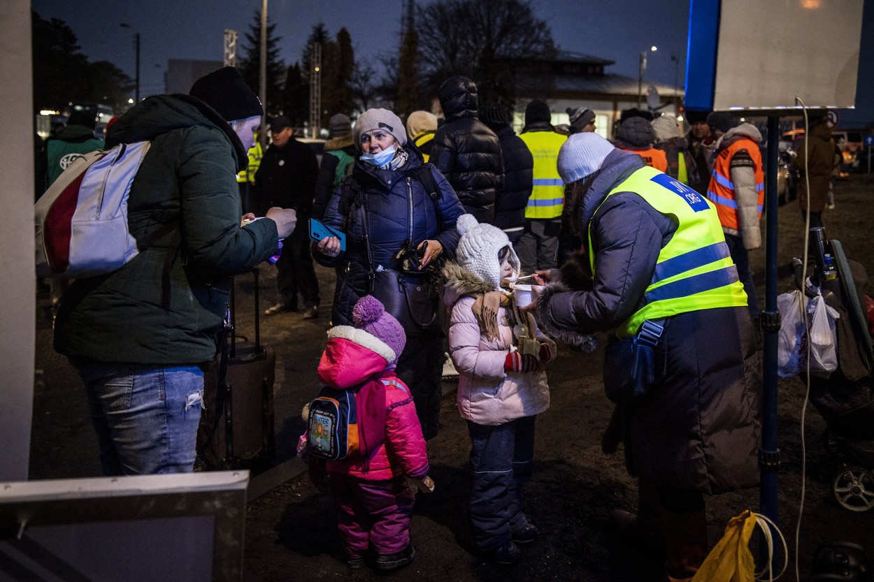 UNICEF: Jumătate dintre copiii Ucrainei, refugiați de război. Mai mult de 4,3 milioane de minori și-au părăsit căminul