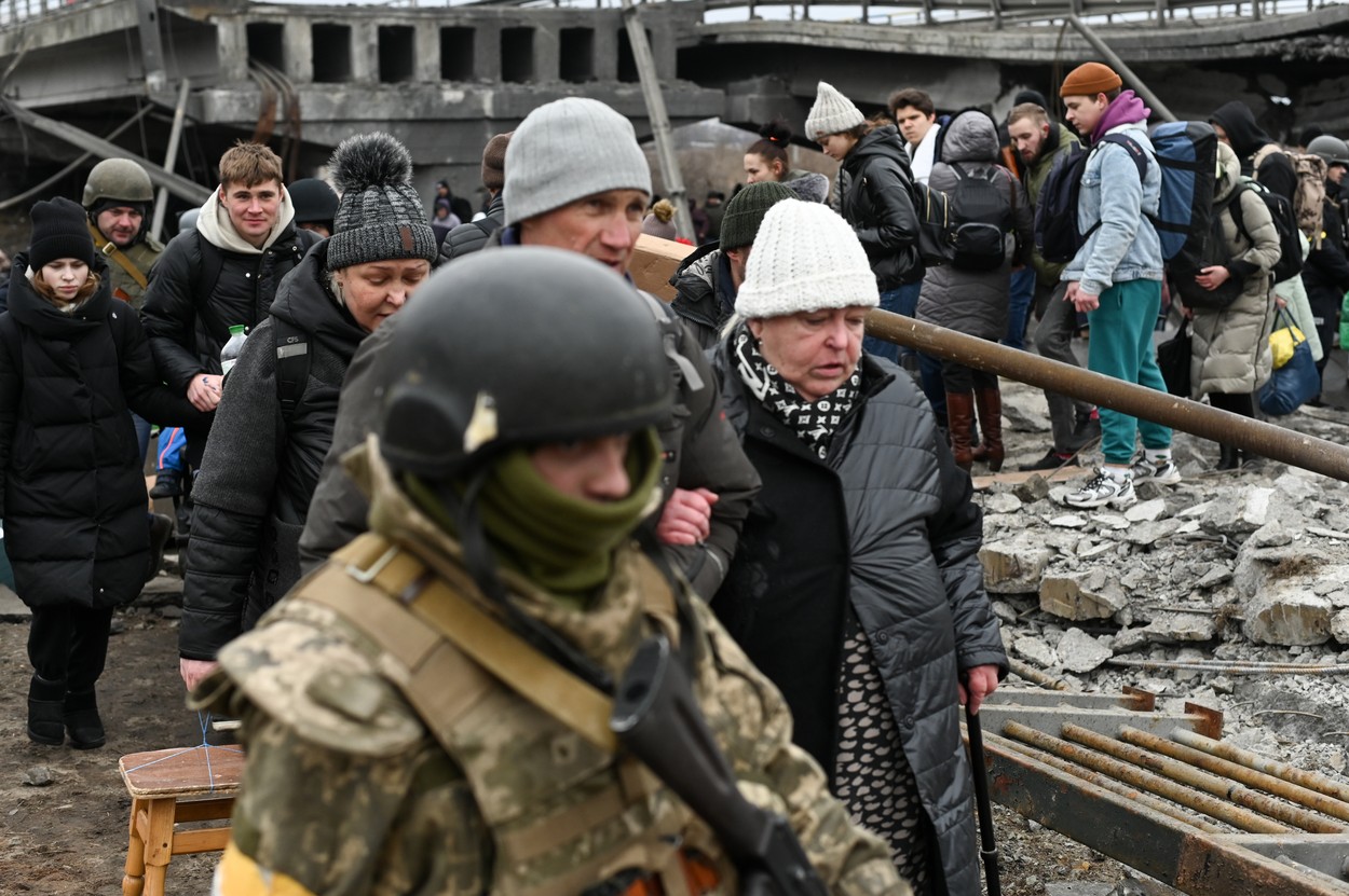Ucraineni răniți în bombardamentele din Kiev, aduși în România. Numărul refugiaților care primesc îngrijiri medicale la Iași a crescut